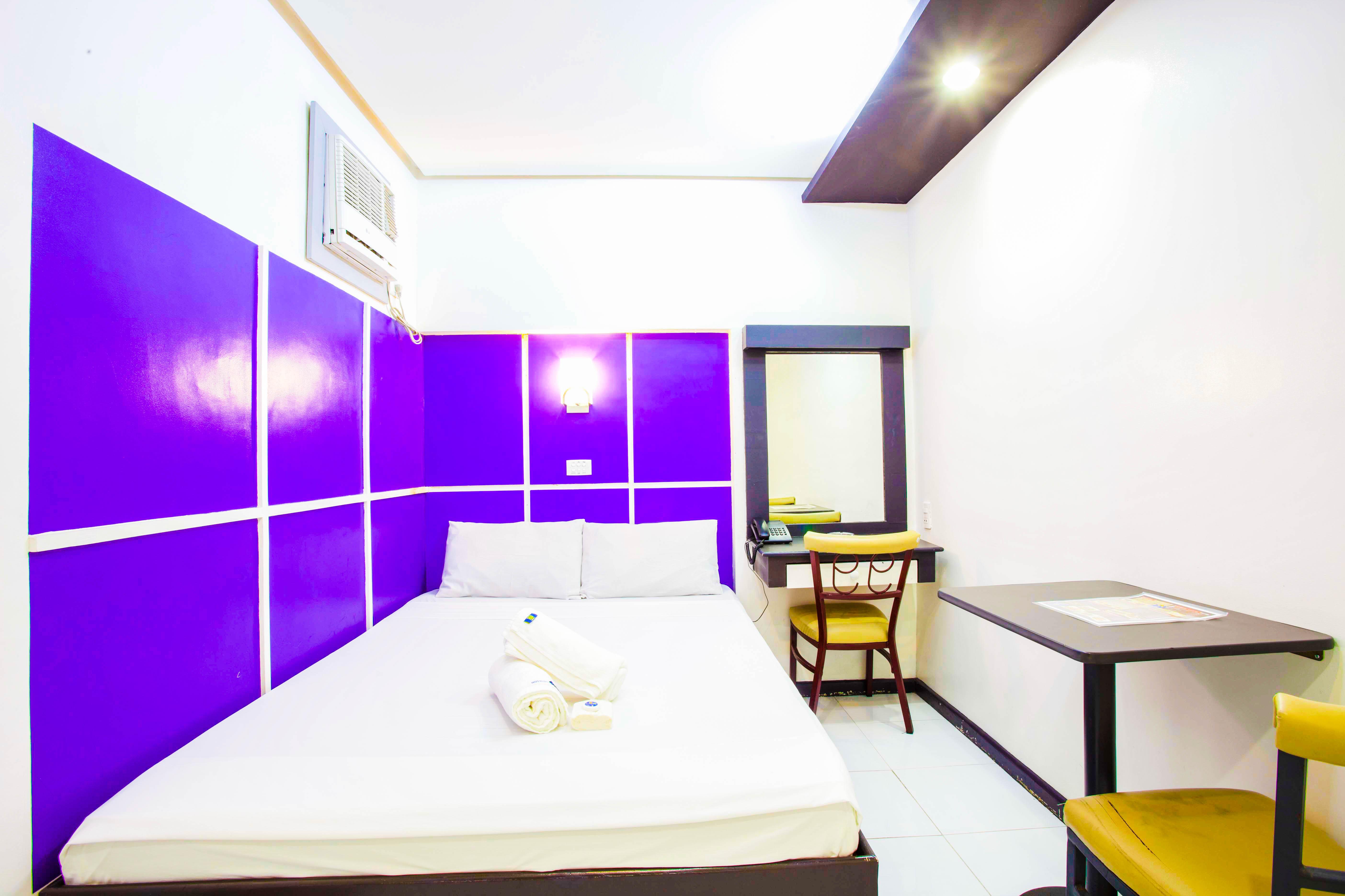 Hotel 99 Cubao Quezon City Esterno foto