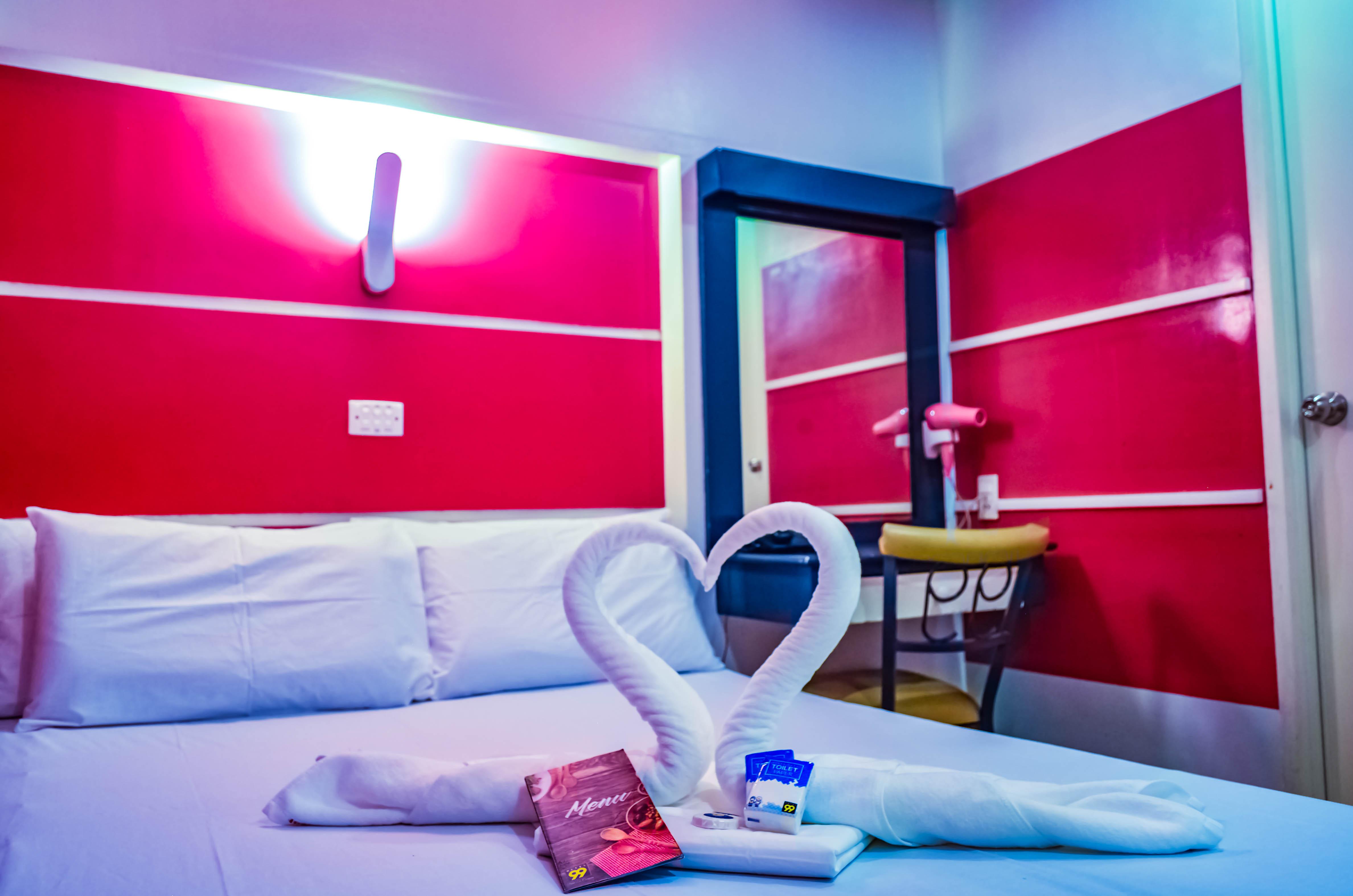 Hotel 99 Cubao Quezon City Esterno foto