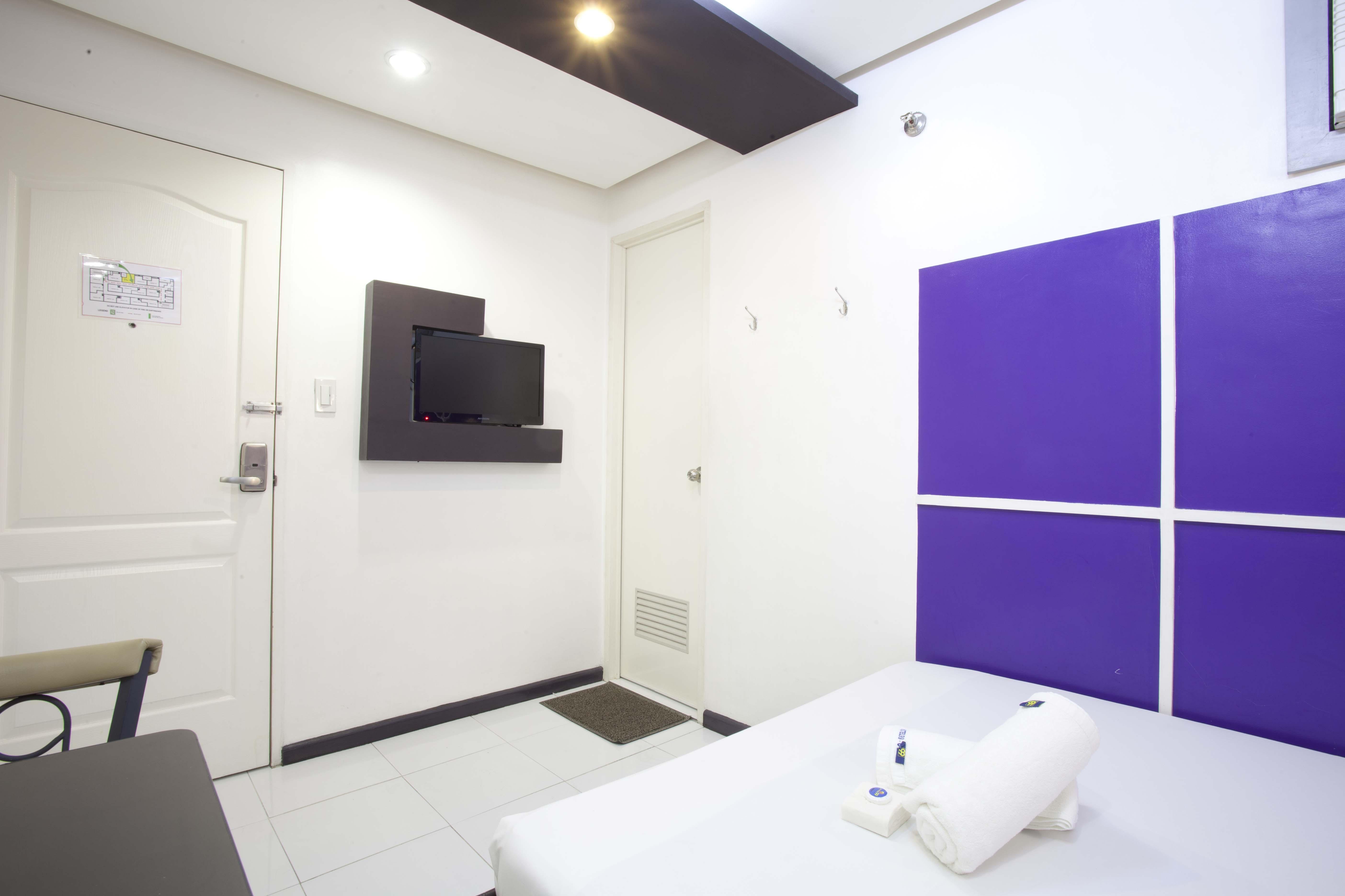 Hotel 99 Cubao Quezon City Esterno foto
