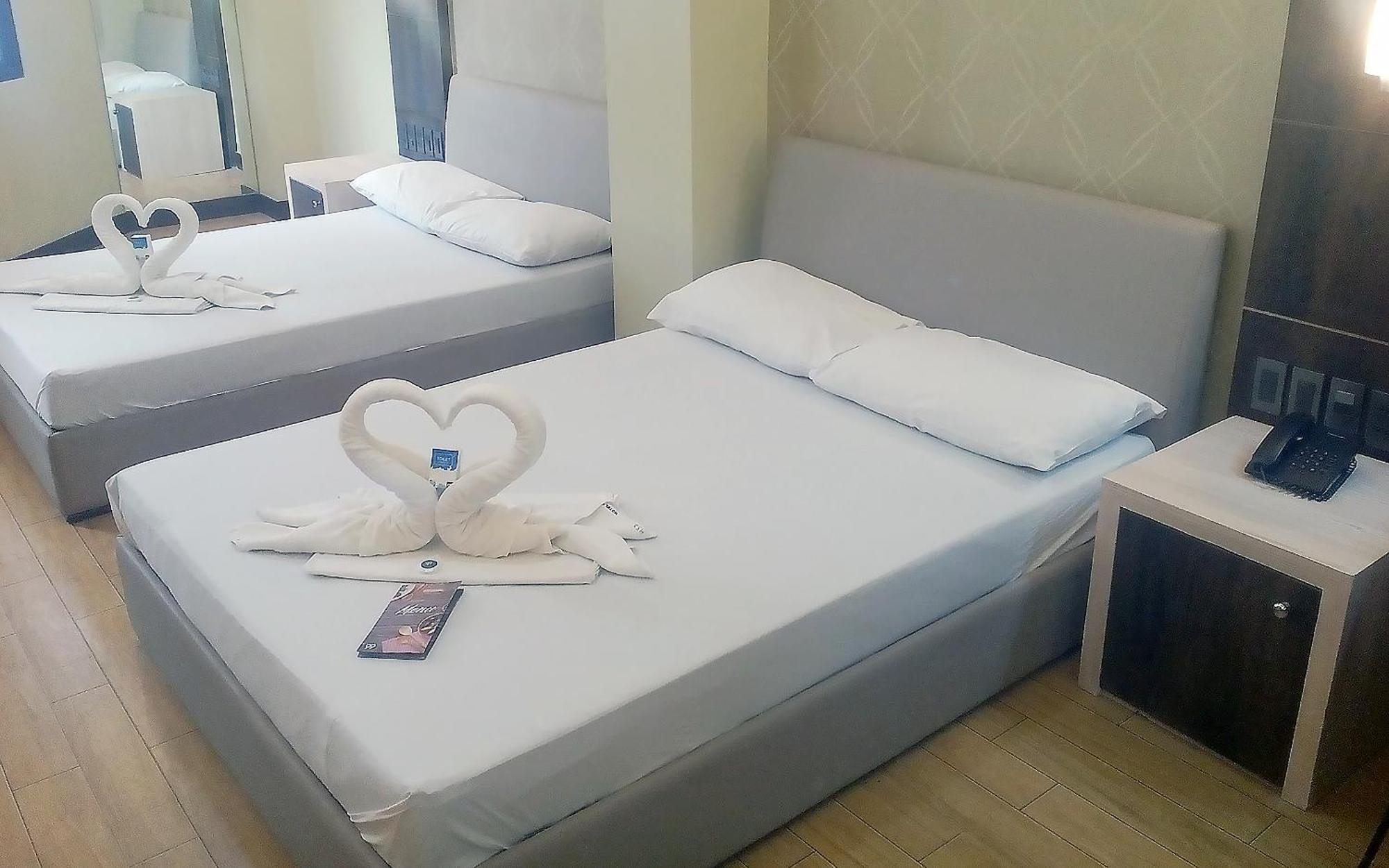 Hotel 99 Cubao Quezon City Esterno foto